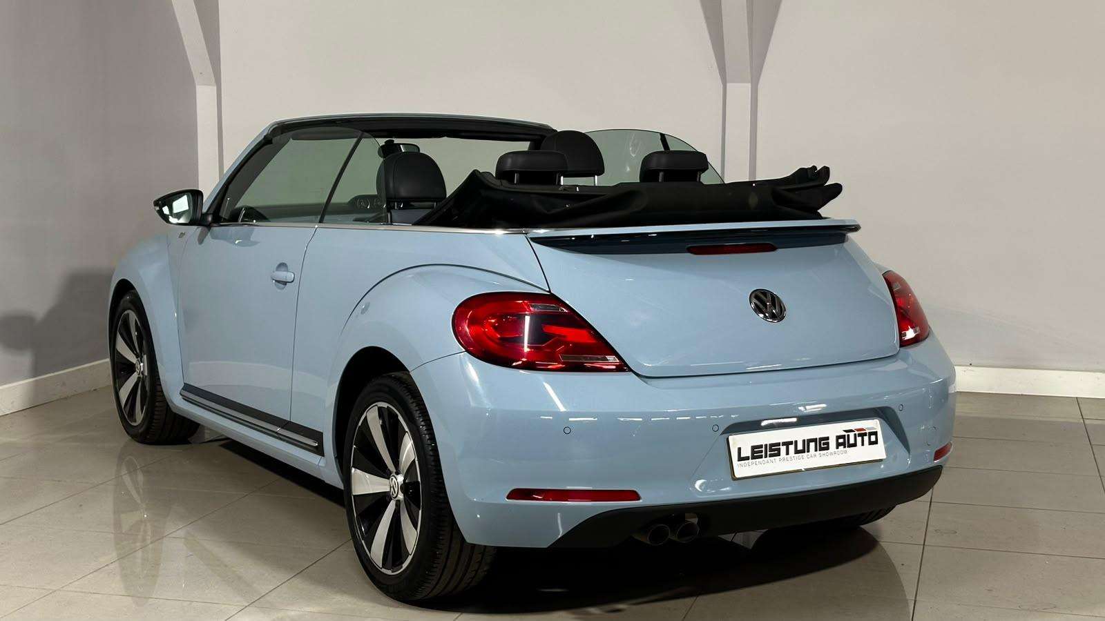 A 2014 VOLKSWAGEN BEETLE 2.0 TDI 60s Cabriolet 2dr Diesel Manual Euro 5 (140 ps) A 2014 VOLKSWAGEN BEETLE 2.0 TDI 60s Cabriolet 2dr Diesel Manual Euro 5 (140 ps)
