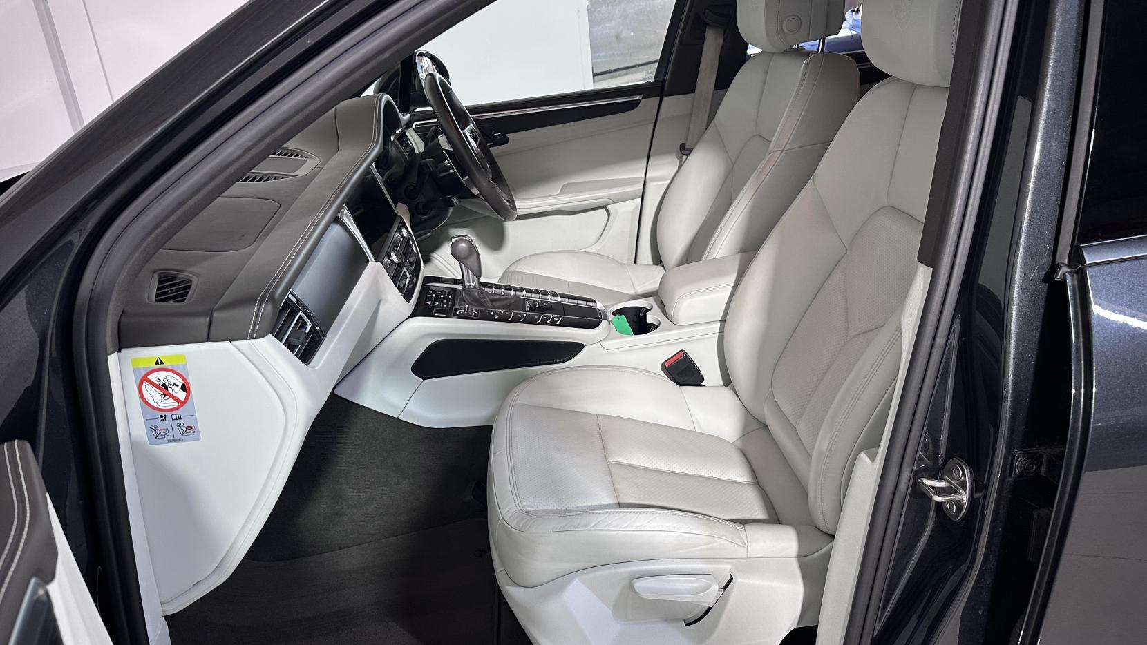 2020 PORSCHE MACAN 2020 PORSCHE MACAN