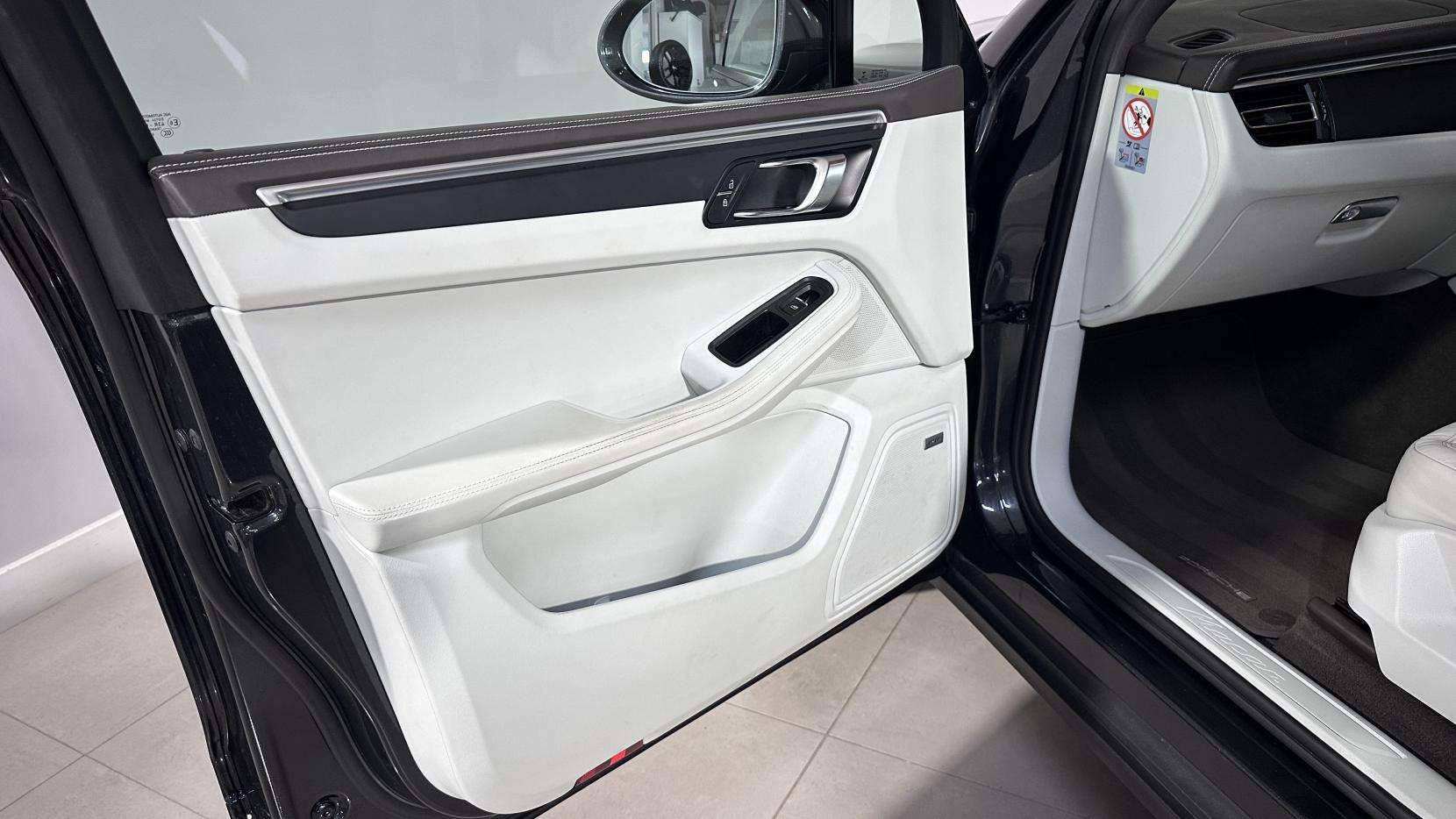 2020 PORSCHE MACAN 2020 PORSCHE MACAN