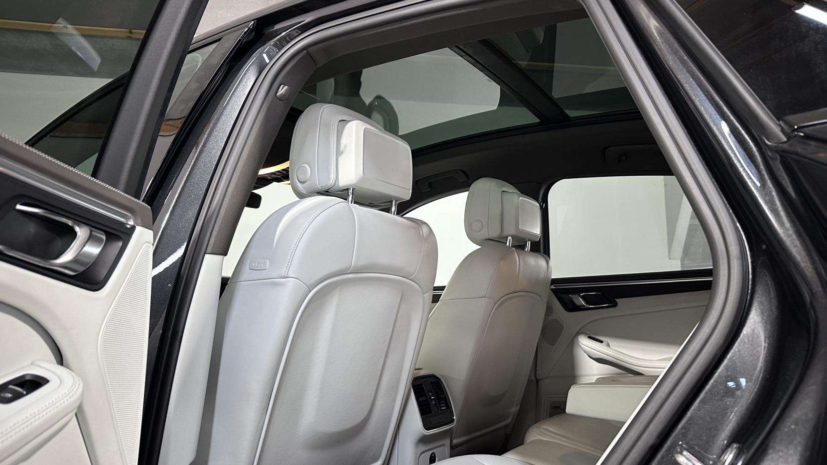 2020 PORSCHE MACAN 2020 PORSCHE MACAN