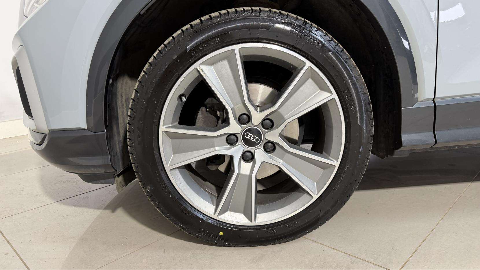 2021 AUDI Q2 2021 AUDI Q2