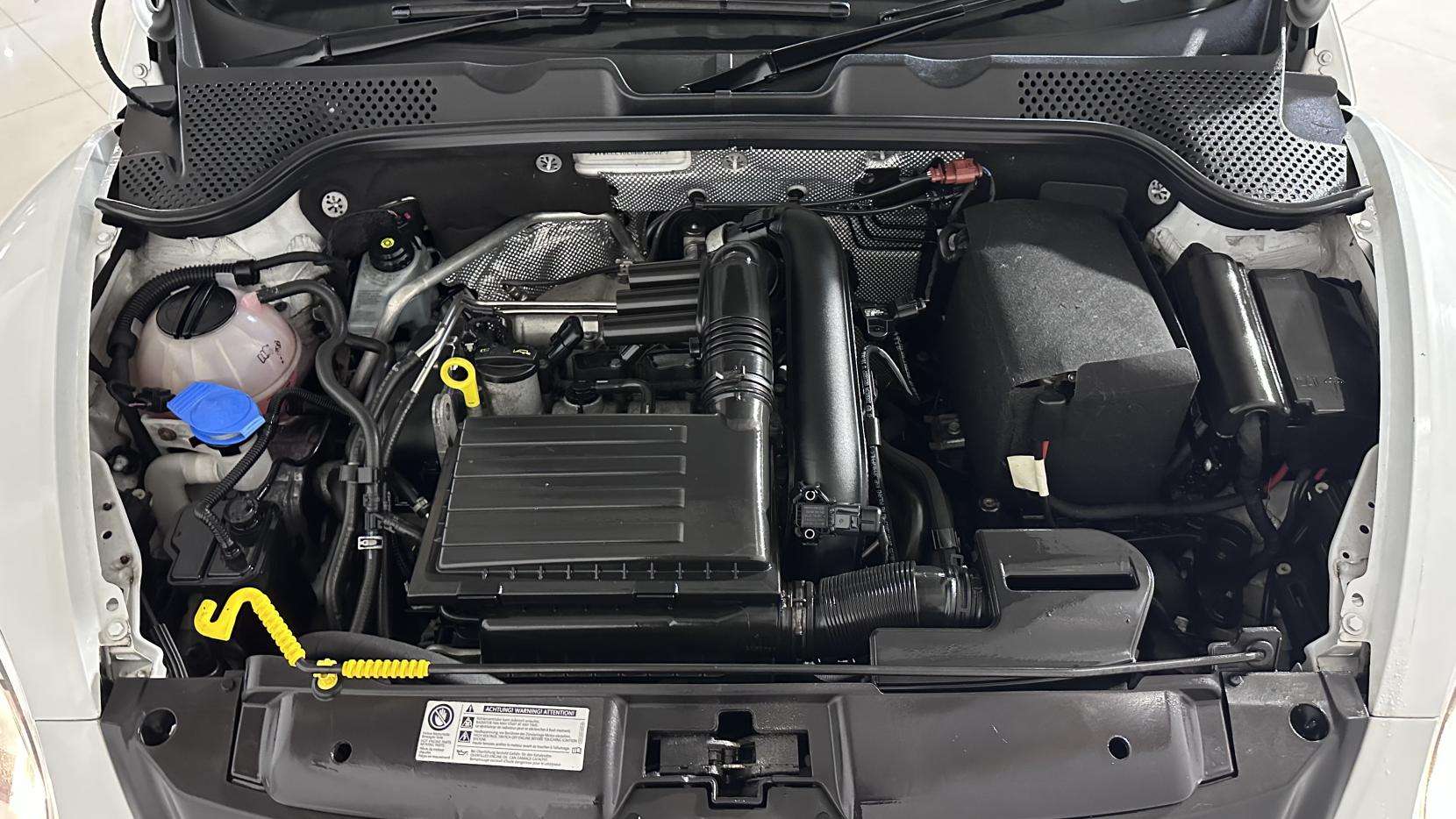 2015 VOLKSWAGEN BEETLE 2015 VOLKSWAGEN BEETLE