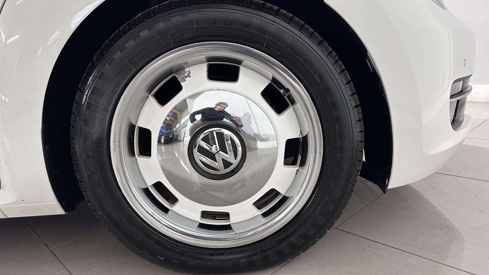 2015 VOLKSWAGEN BEETLE 2015 VOLKSWAGEN BEETLE