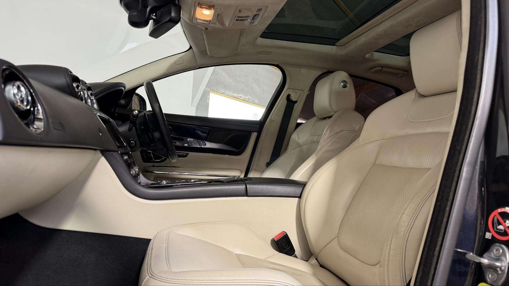 2015 JAGUAR XJ 2015 JAGUAR XJ