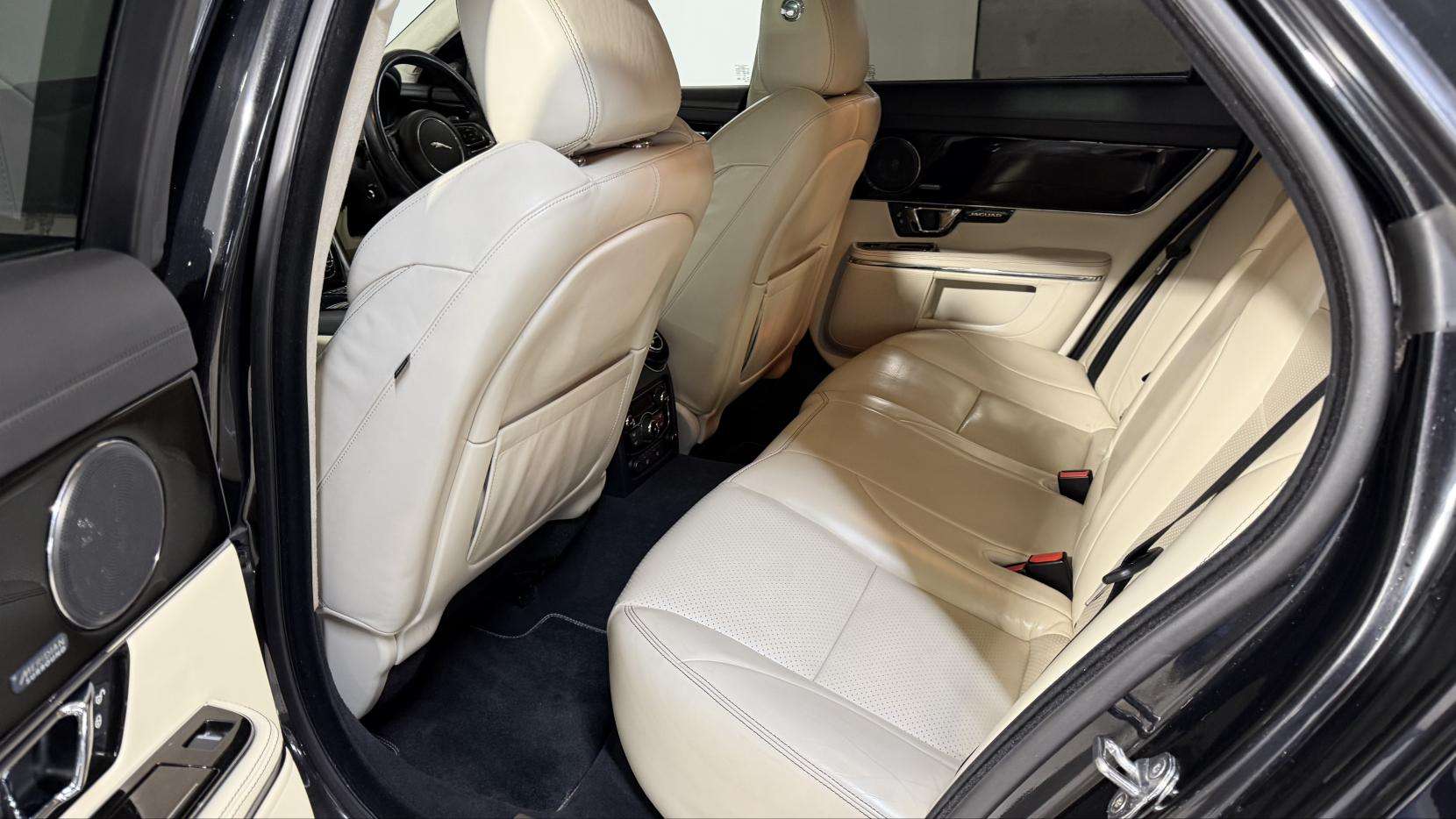 2015 JAGUAR XJ 2015 JAGUAR XJ