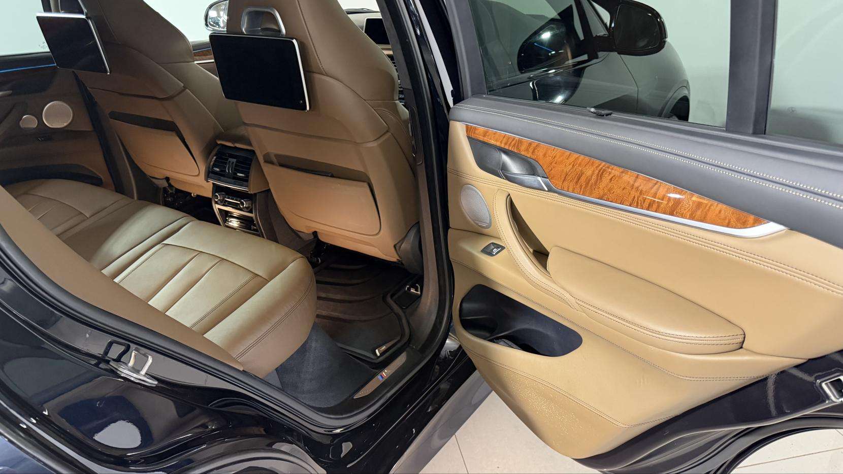 2018 BMW X5 M 2018 BMW X5 M