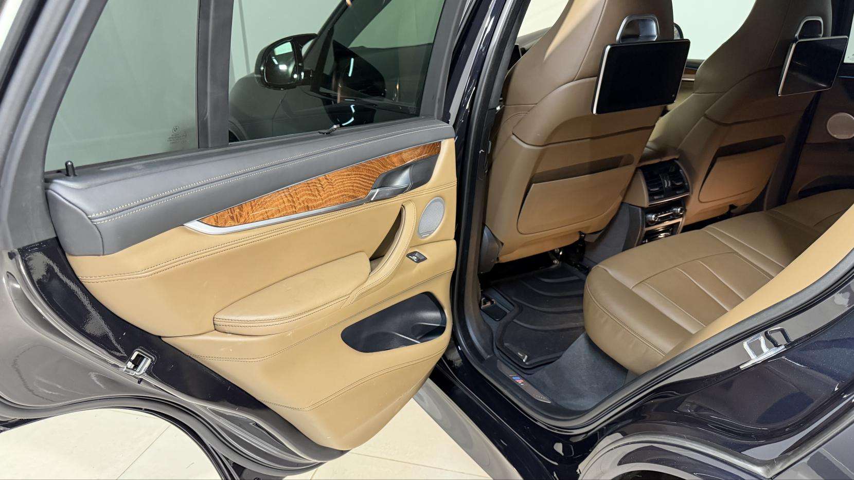 2018 BMW X5 M 2018 BMW X5 M