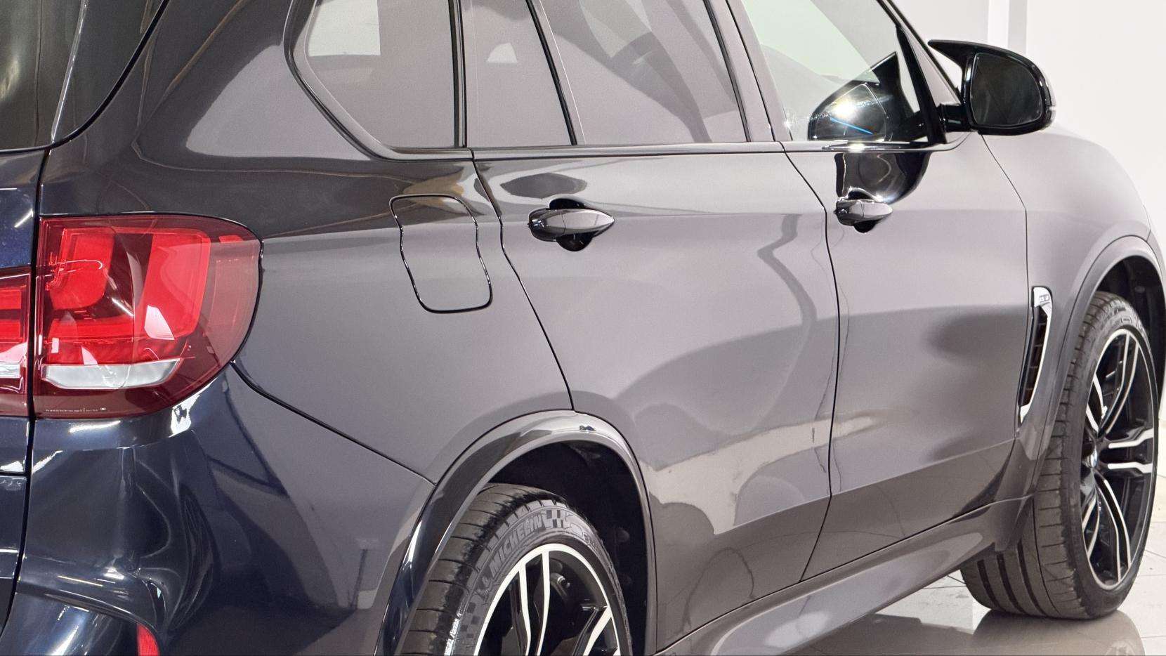 2018 BMW X5 M 2018 BMW X5 M