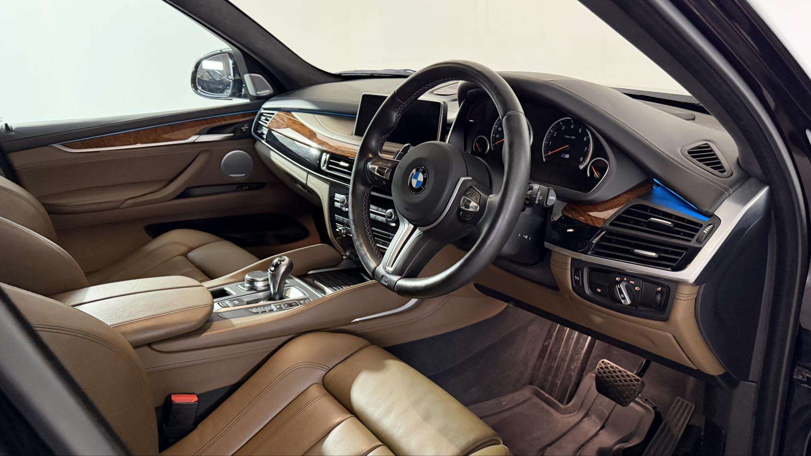 2018 BMW X5 M 2018 BMW X5 M