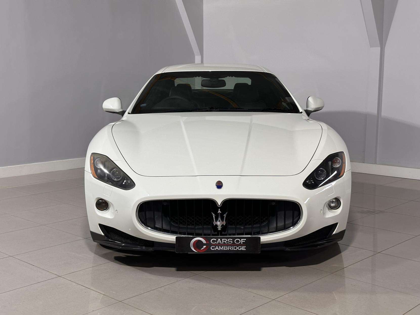 2012 MASERATI GRANTURISMO 2012 MASERATI GRANTURISMO