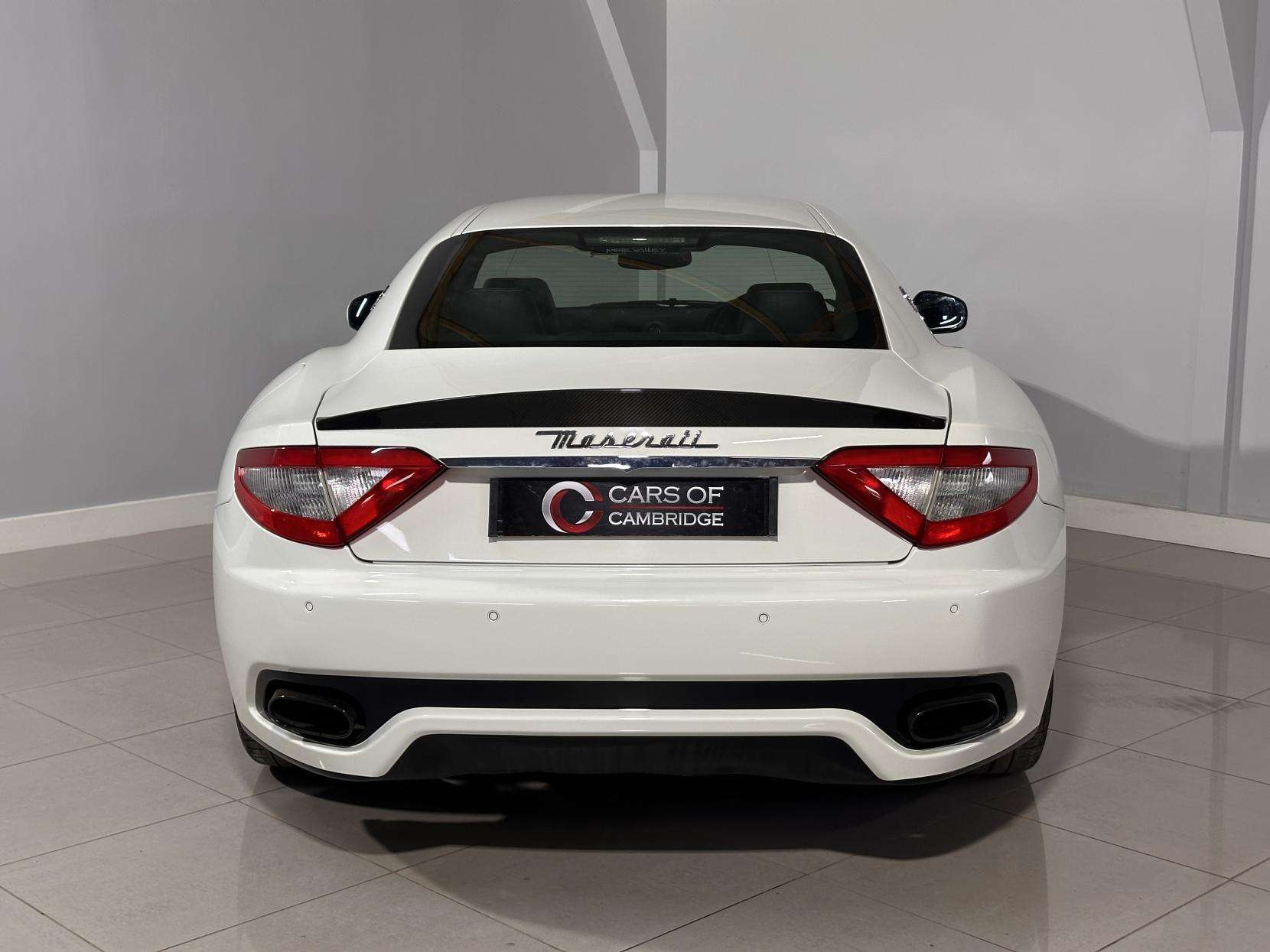 2012 MASERATI GRANTURISMO 2012 MASERATI GRANTURISMO