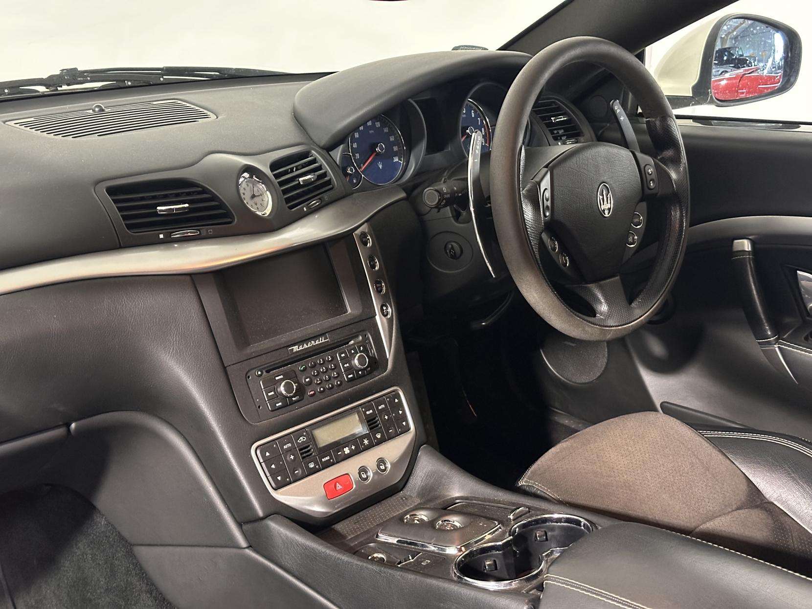 2012 MASERATI GRANTURISMO 2012 MASERATI GRANTURISMO