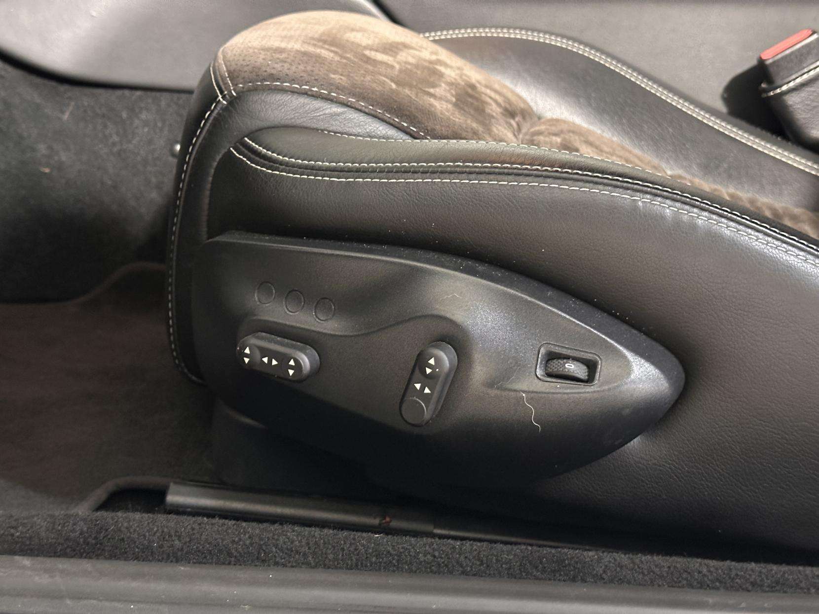 2012 MASERATI GRANTURISMO 2012 MASERATI GRANTURISMO