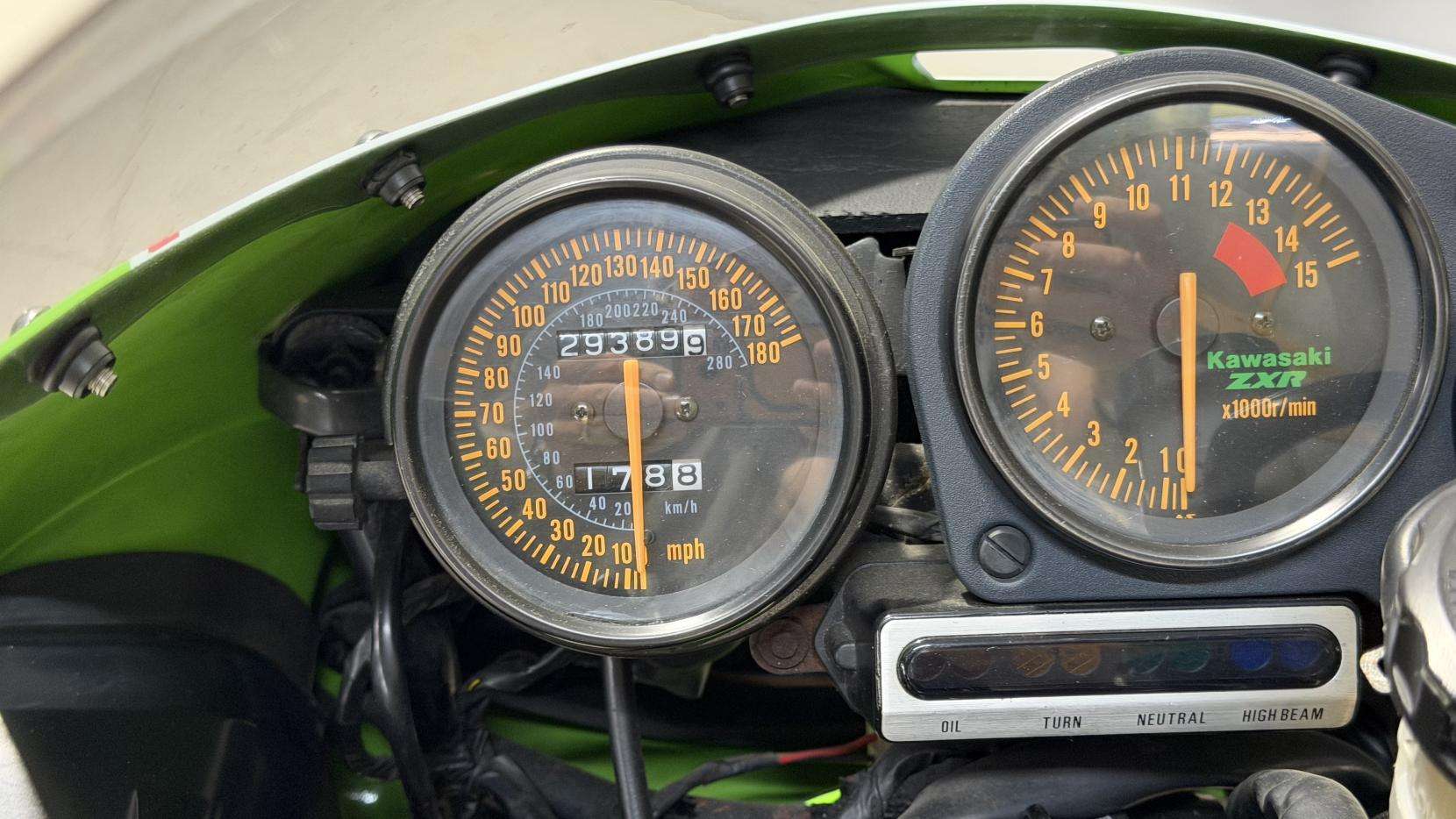 1997 KAWASAKI ZXR750 1997 KAWASAKI ZXR750