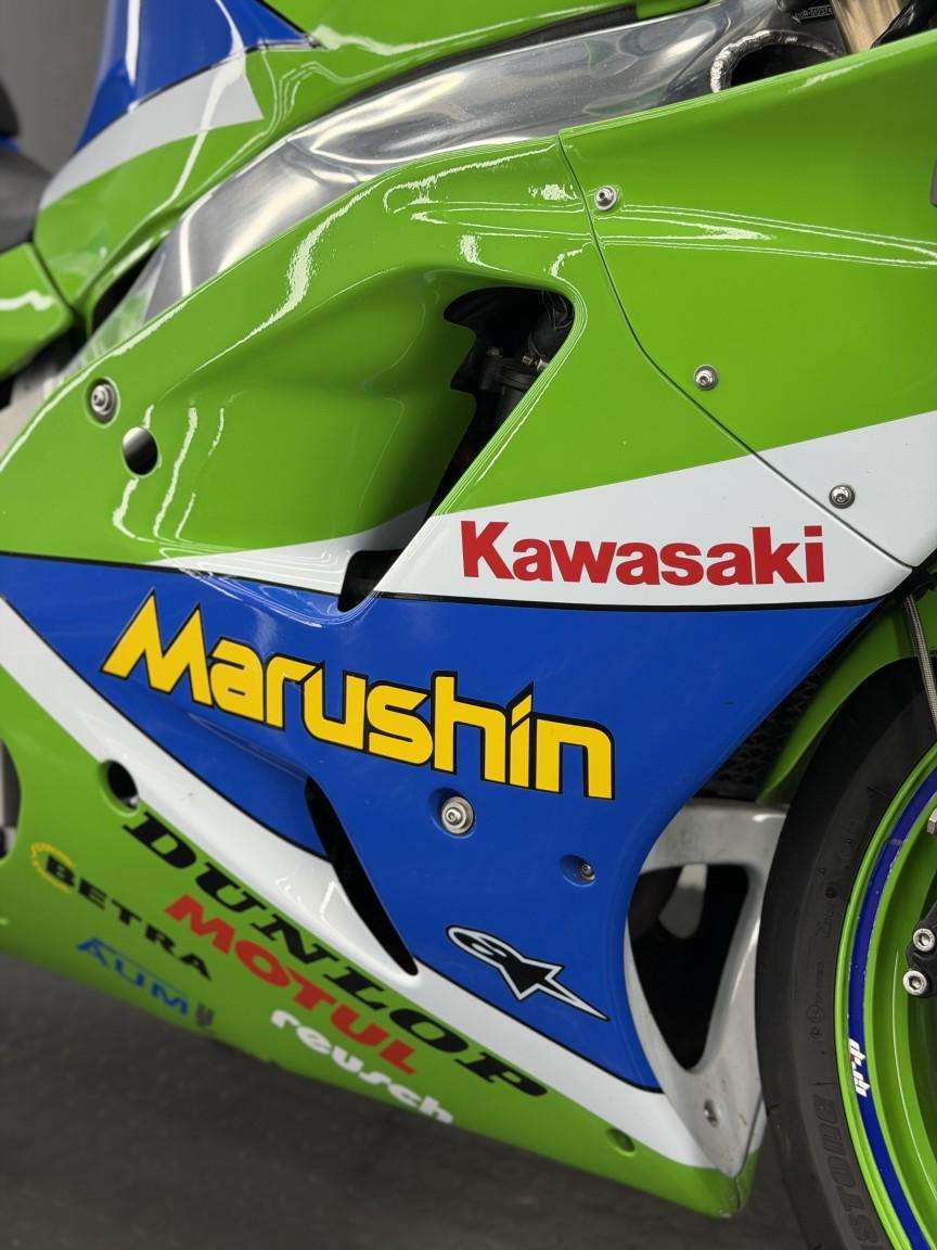 1997 KAWASAKI ZXR750 1997 KAWASAKI ZXR750