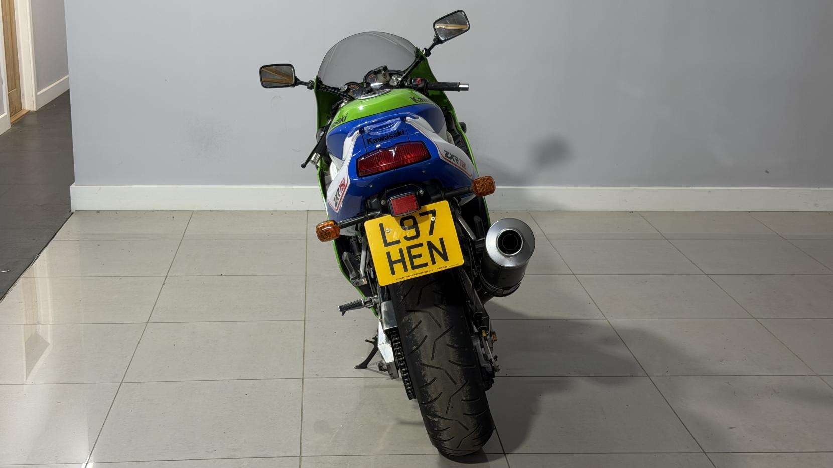 1997 KAWASAKI ZXR750 1997 KAWASAKI ZXR750