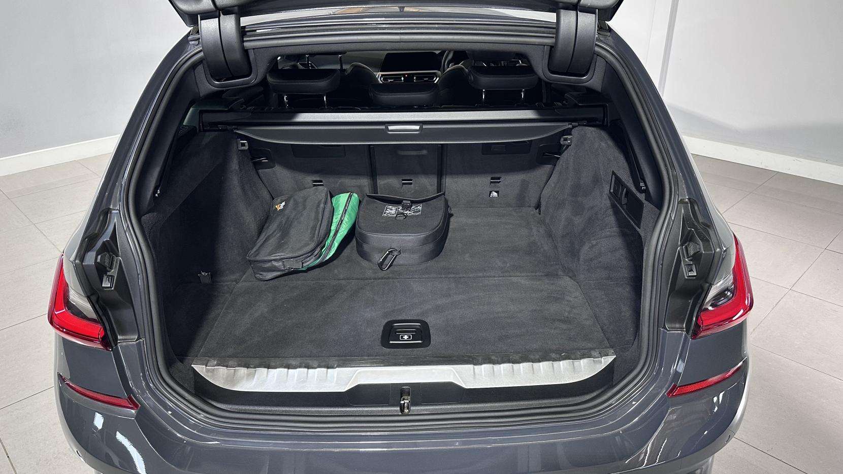 2021 BMW 3 SERIES 2021 BMW 3 SERIES