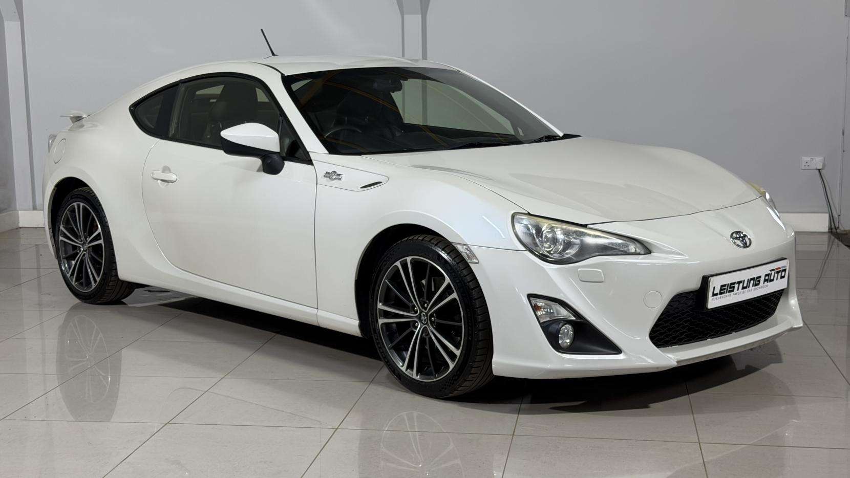 A 2013 TOYOTA GT86 2.0 Boxer D-4S Coupe 2dr Petrol Manual Euro 5 (200 ps) A 2013 TOYOTA GT86 2.0 Boxer D-4S Coupe 2dr Petrol Manual Euro 5 (200 ps)