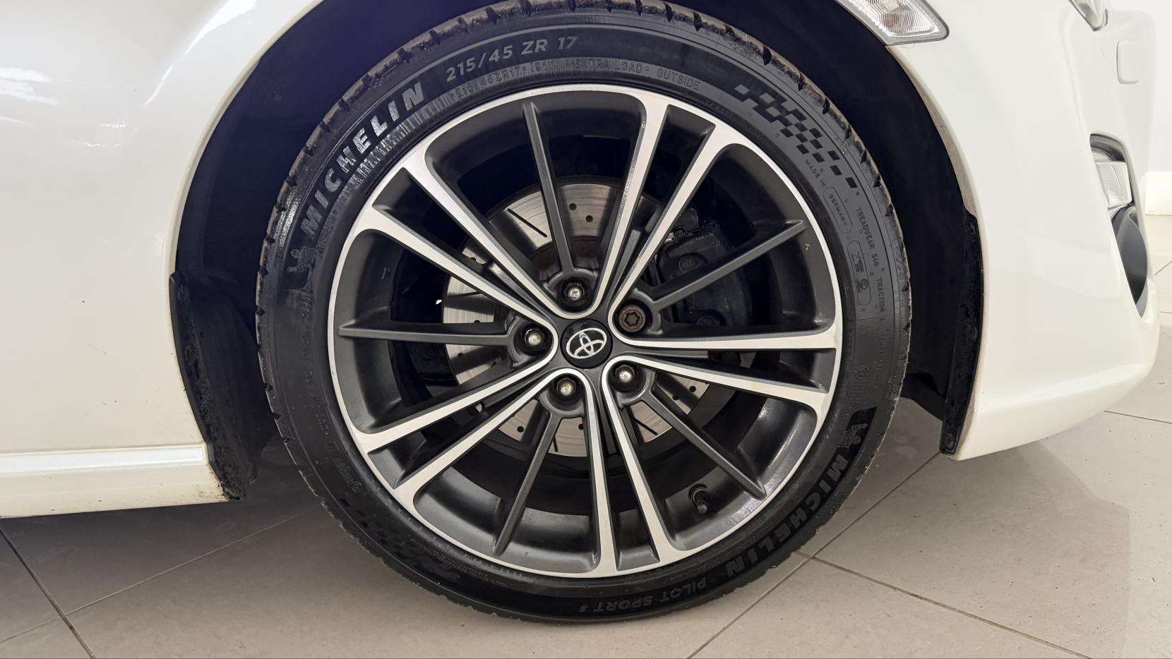 2013 TOYOTA GT86 2013 TOYOTA GT86