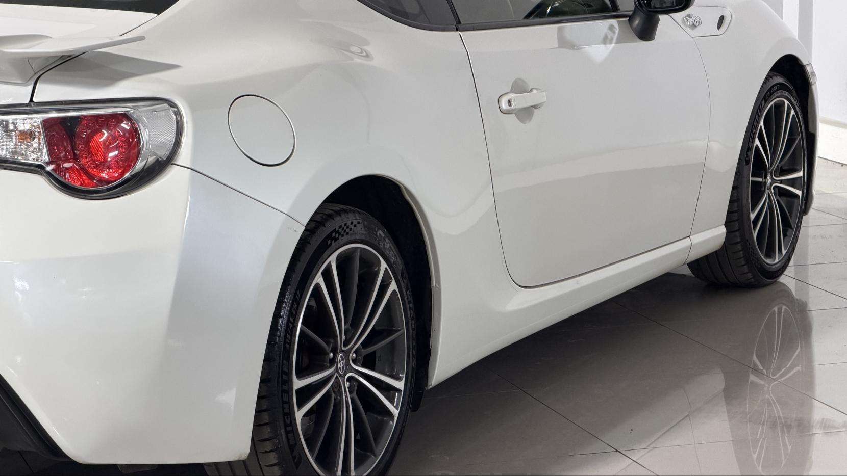 2013 TOYOTA GT86 2013 TOYOTA GT86