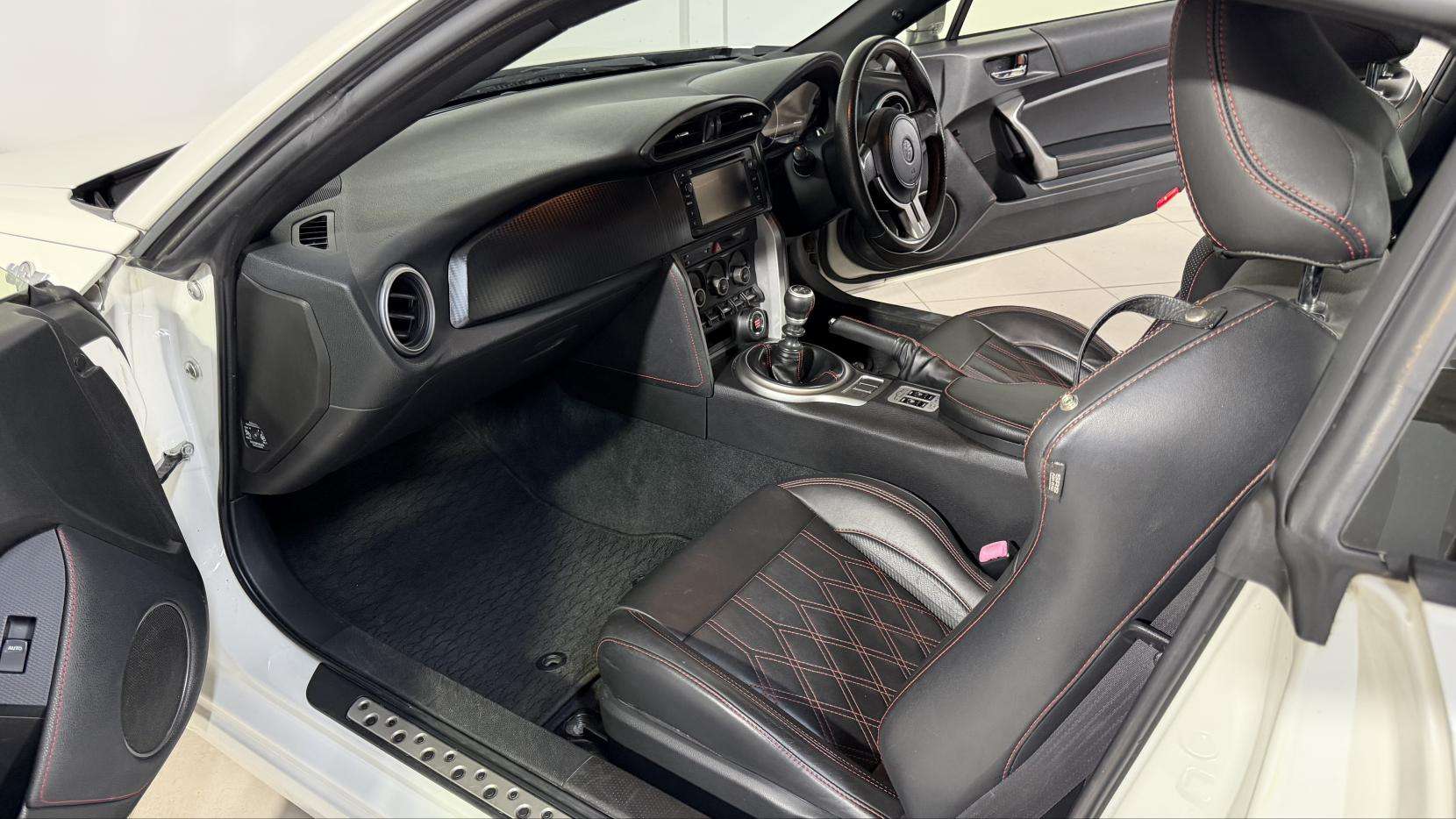 2013 TOYOTA GT86 2013 TOYOTA GT86