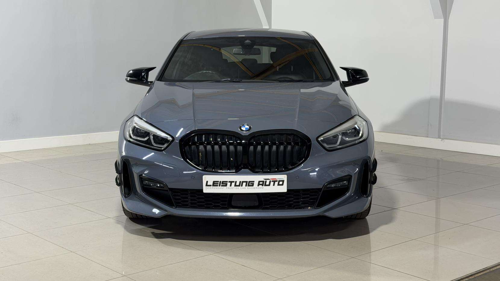 A 2020 BMW 1 SERIES 1.5 118i M Sport Hatchback 5dr Petrol DCT Euro 6 (s/s) (140 ps) A 2020 BMW 1 SERIES 1.5 118i M Sport Hatchback 5dr Petrol DCT Euro 6 (s/s) (140 ps)