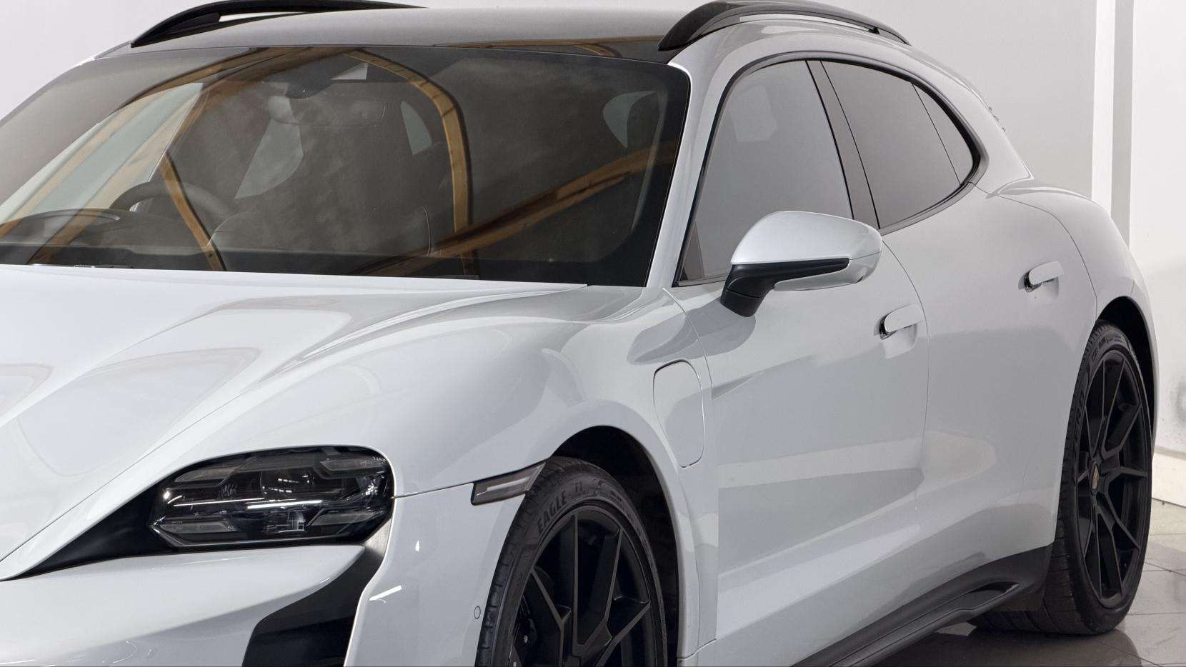 2022 PORSCHE TAYCAN 2022 PORSCHE TAYCAN