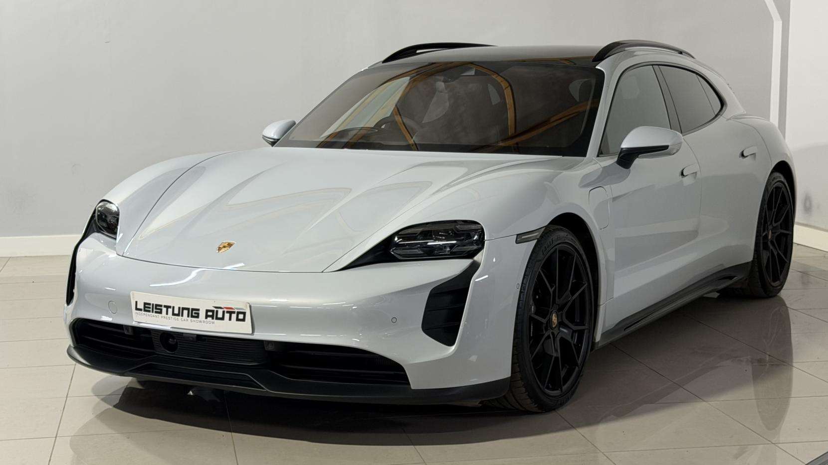 A 2022 PORSCHE TAYCAN Performance Plus 93.4kWh GTS Sport Turismo 5dr Electric Auto 4WD (11kW Charger) (598 ps) A 2022 PORSCHE TAYCAN Performance Plus 93.4kWh GTS Sport Turismo 5dr Electric Auto 4WD (11kW Charger) (598 ps)