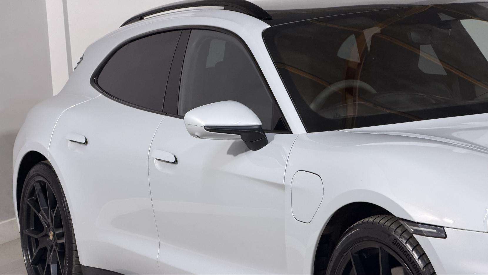 2022 PORSCHE TAYCAN 2022 PORSCHE TAYCAN