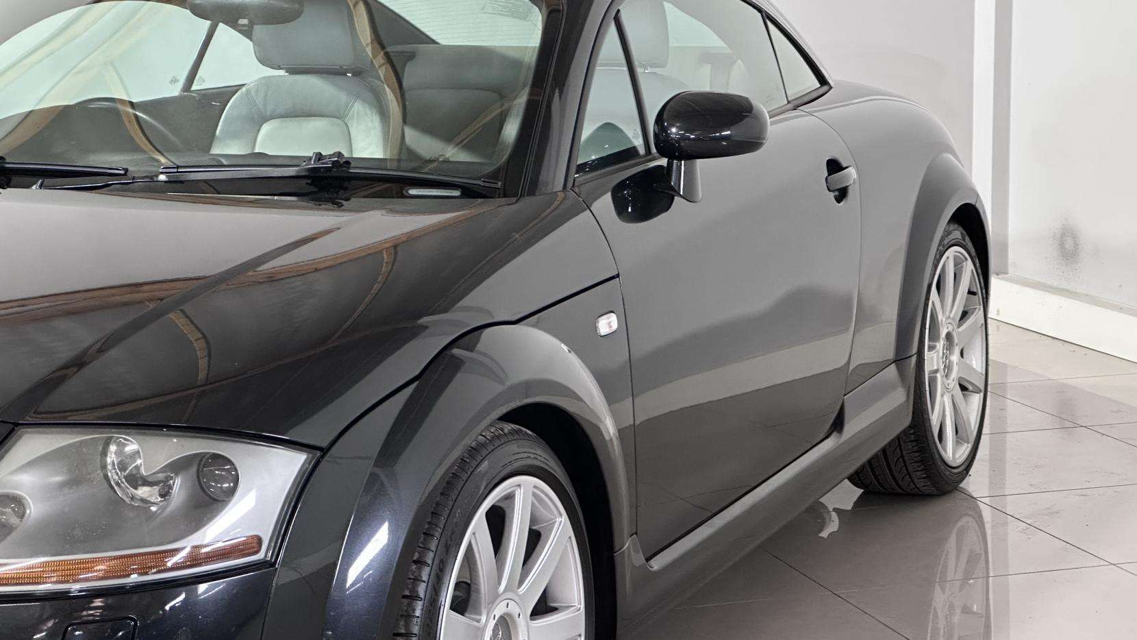 2004 AUDI TT 2004 AUDI TT