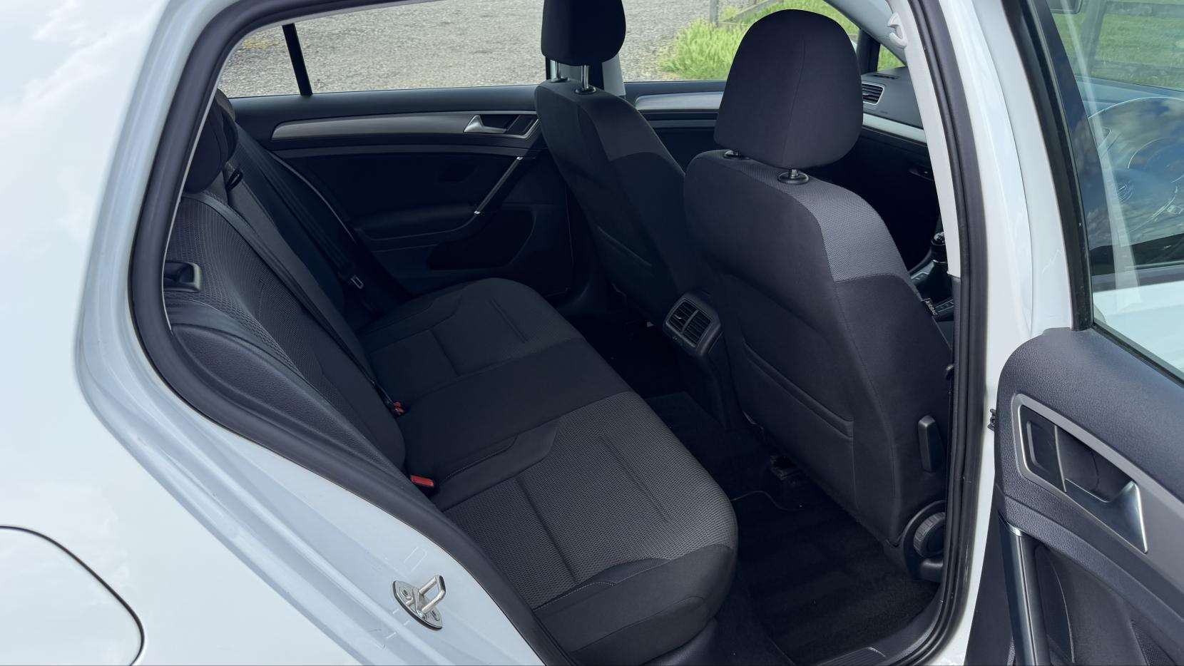2016 VOLKSWAGEN GOLF 2016 VOLKSWAGEN GOLF