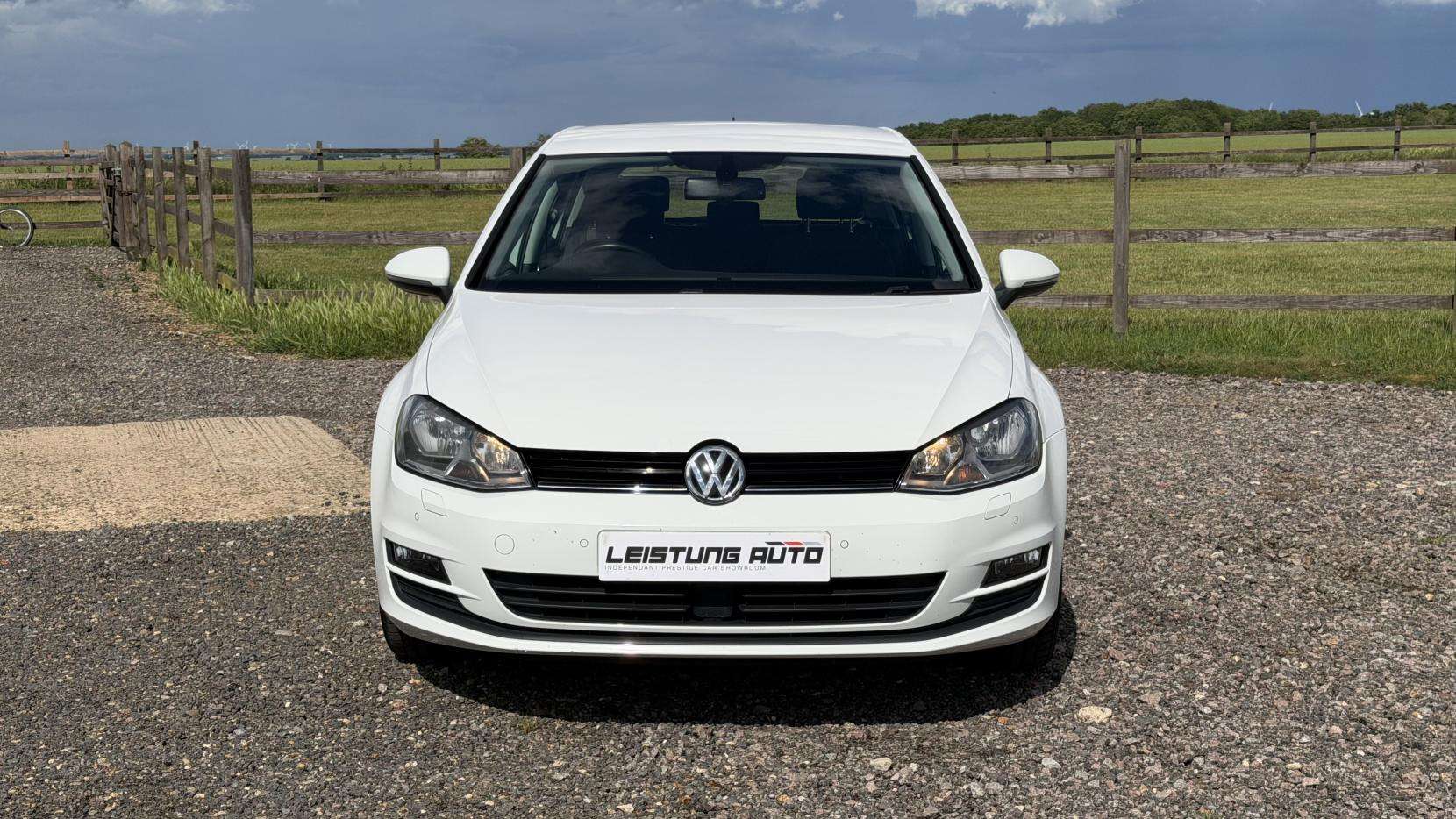 A 2016 VOLKSWAGEN GOLF 1.4 TSI BlueMotion Tech Match Edition Hatchback 5dr Petrol Manual Euro 6 (s/s) (125 ps) A 2016 VOLKSWAGEN GOLF 1.4 TSI BlueMotion Tech Match Edition Hatchback 5dr Petrol Manual Euro 6 (s/s) (125 ps)