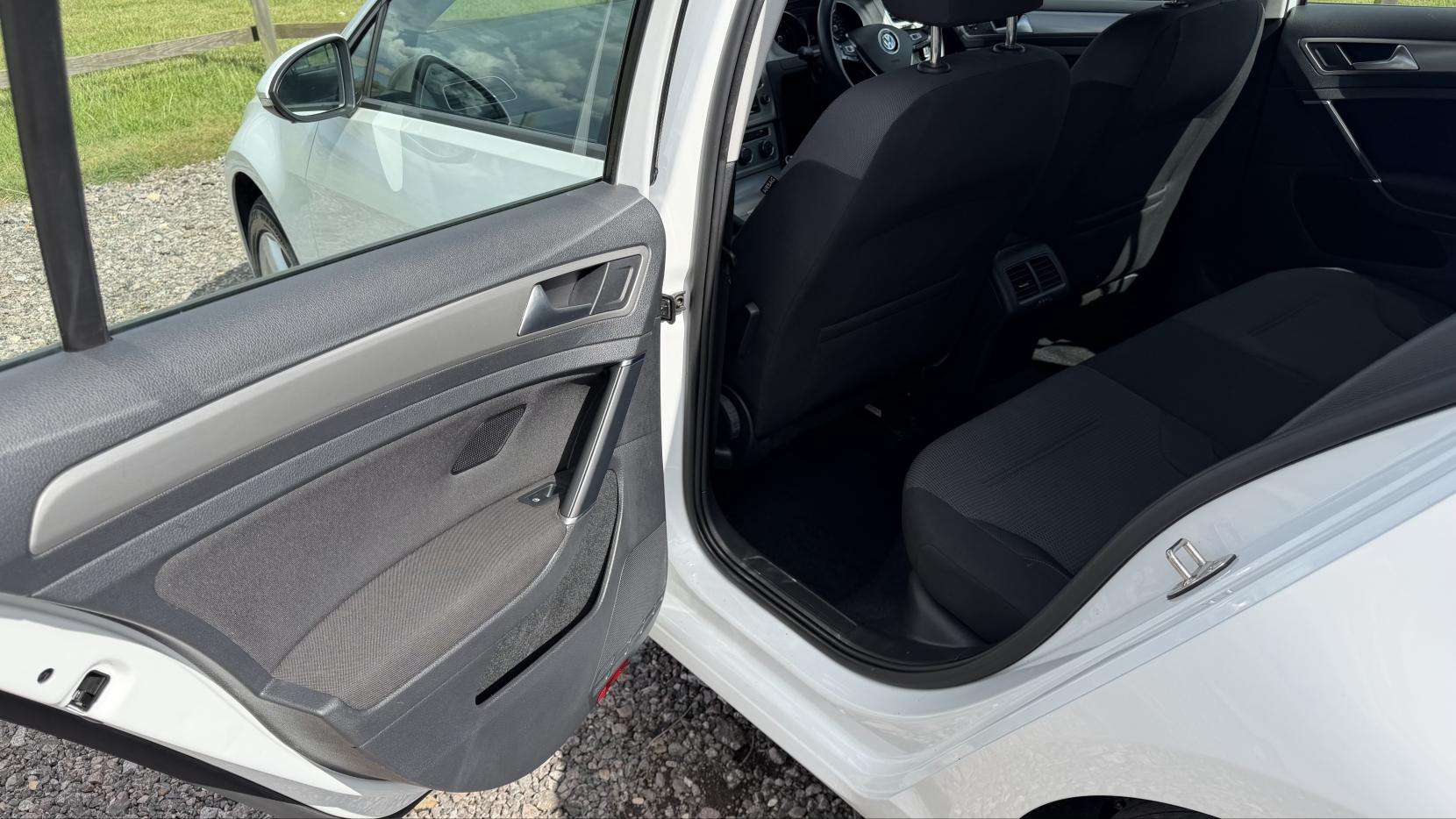 2016 VOLKSWAGEN GOLF 2016 VOLKSWAGEN GOLF