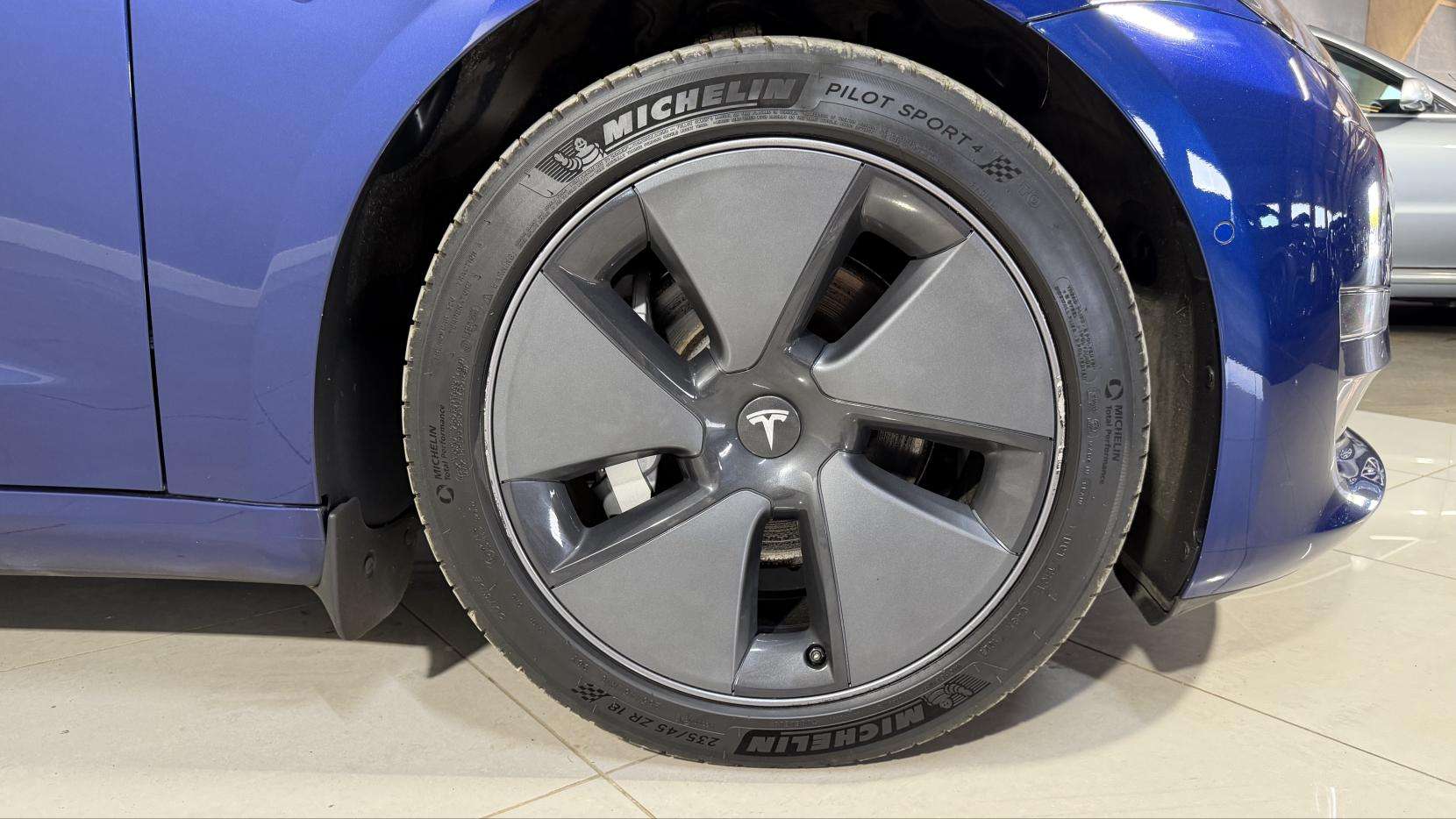 2020 TESLA MODEL 3 2020 TESLA MODEL 3