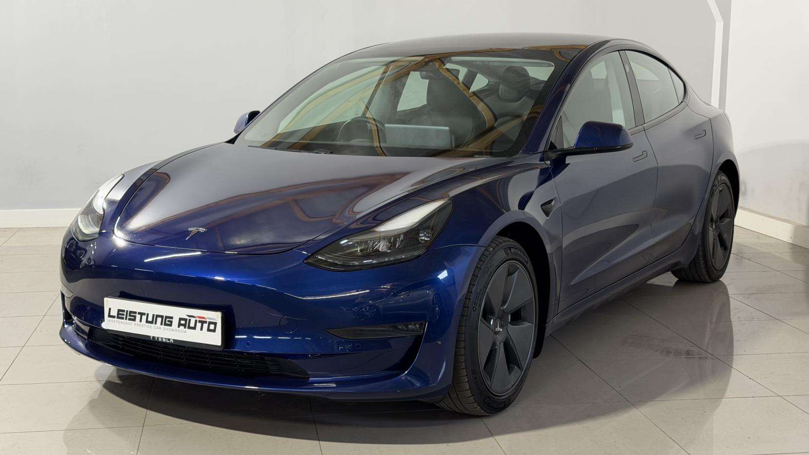 A 2020 TESLA MODEL 3 (Dual Motor) Long Range Saloon 4dr Electric Auto 4WDE (346 ps) A 2020 TESLA MODEL 3 (Dual Motor) Long Range Saloon 4dr Electric Auto 4WDE (346 ps)