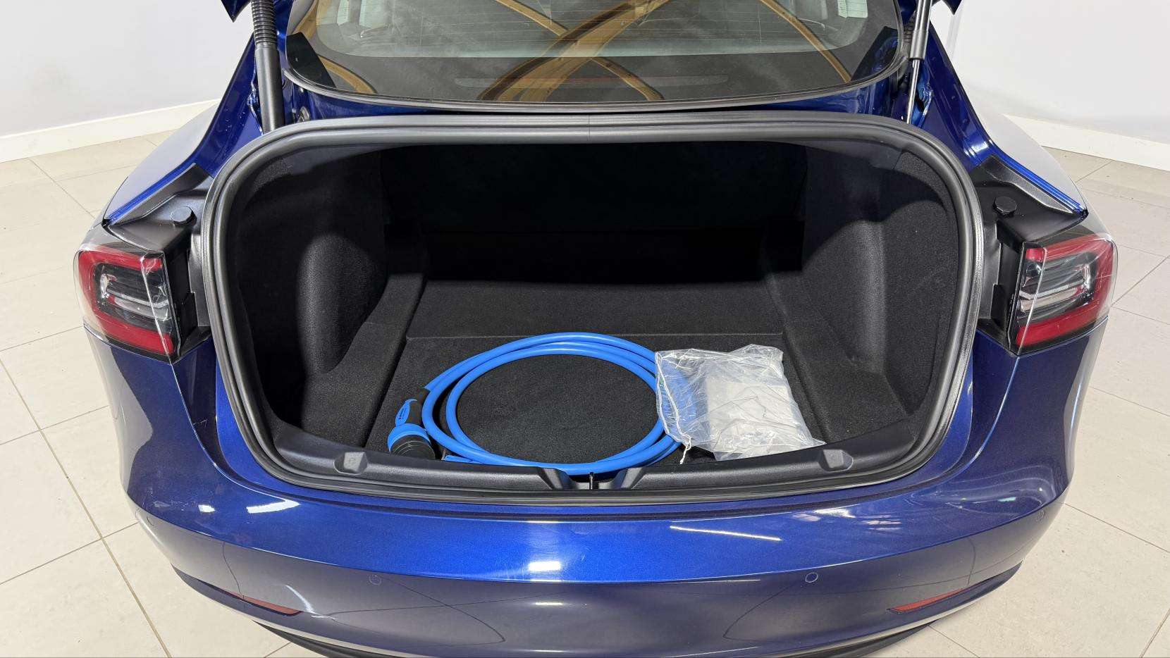 2020 TESLA MODEL 3 2020 TESLA MODEL 3