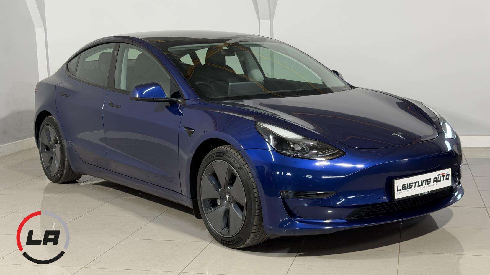 A 2020 TESLA MODEL 3 (Dual Motor) Long Range Saloon 4dr Electric Auto 4WDE (346 ps) A 2020 TESLA MODEL 3 (Dual Motor) Long Range Saloon 4dr Electric Auto 4WDE (346 ps)
