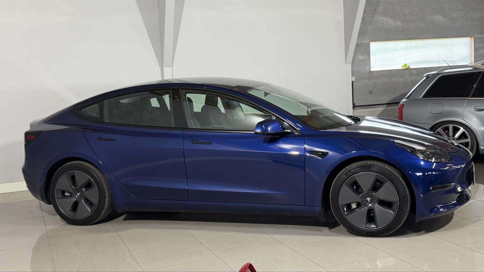 2020 TESLA MODEL 3 2020 TESLA MODEL 3