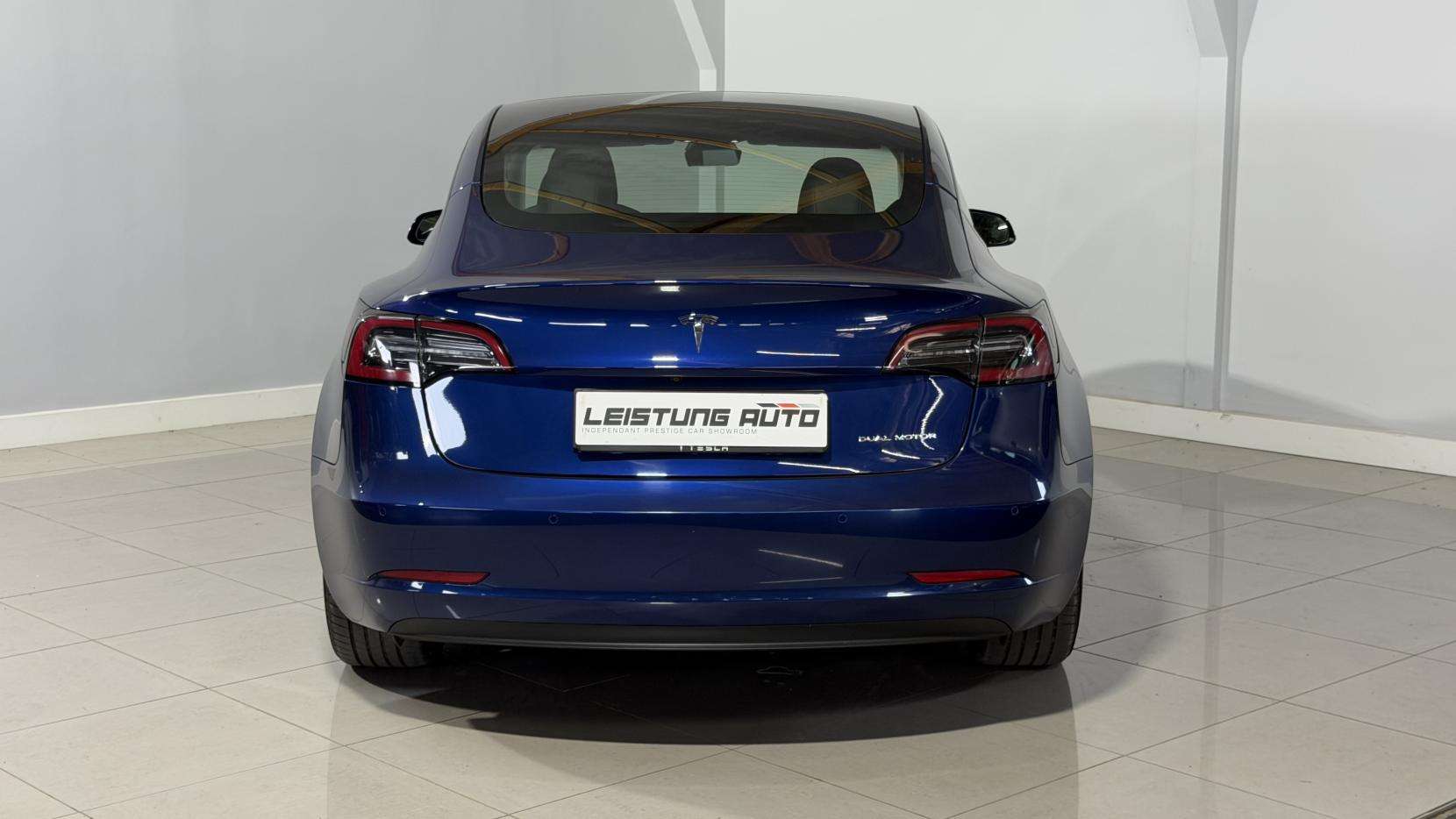 A 2020 TESLA MODEL 3 (Dual Motor) Long Range Saloon 4dr Electric Auto 4WDE (346 ps) A 2020 TESLA MODEL 3 (Dual Motor) Long Range Saloon 4dr Electric Auto 4WDE (346 ps)