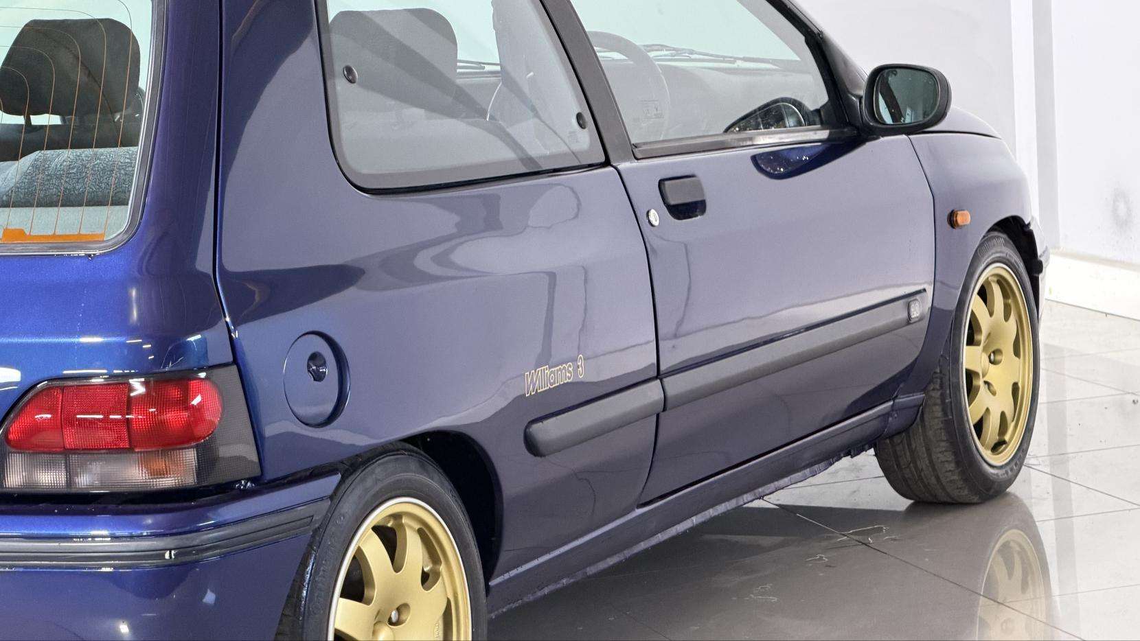 1995 RENAULT CLIO 1995 RENAULT CLIO