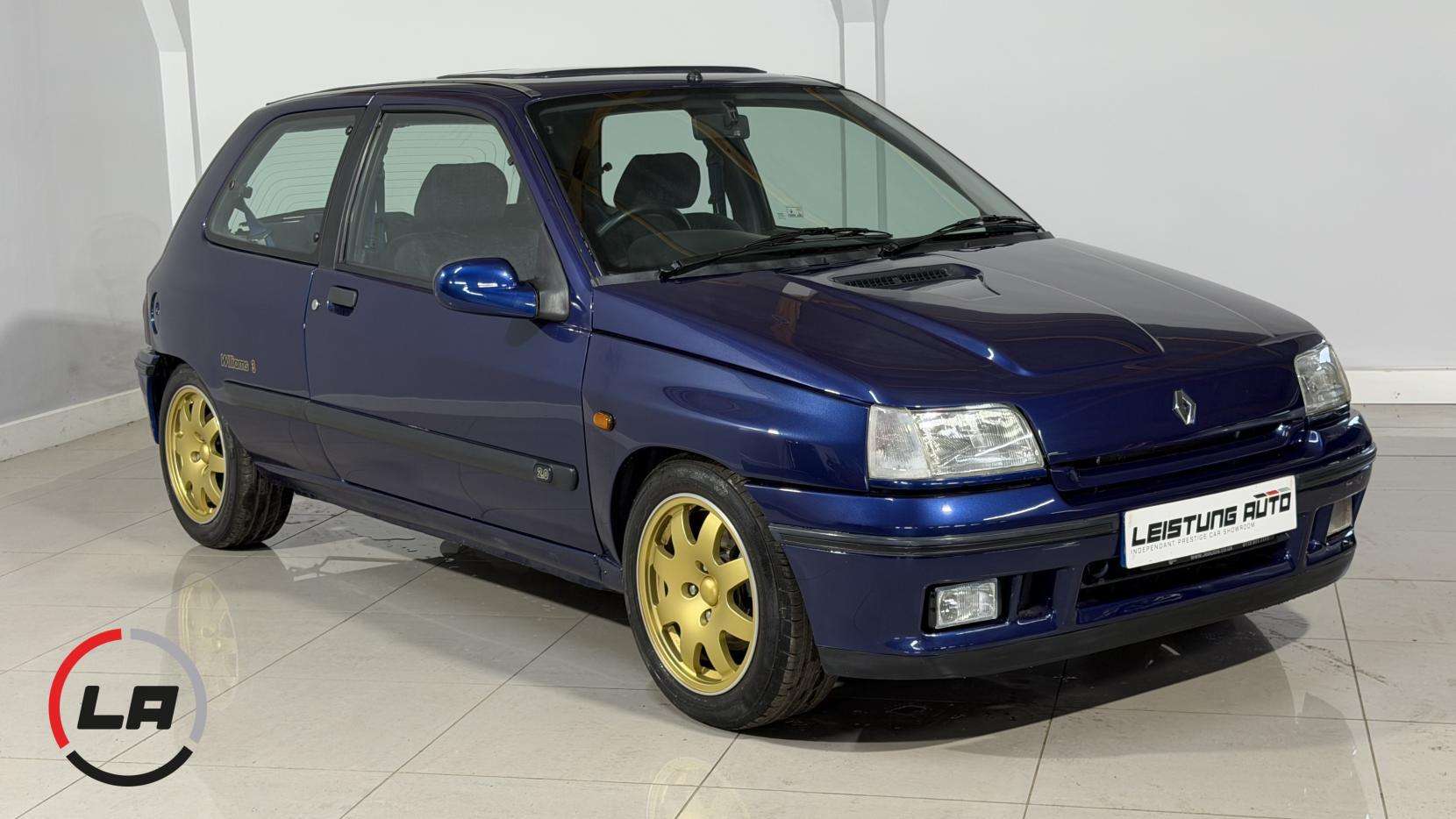 A 1995 RENAULT CLIO 2.0 Williams 3 Limited Edition Hatchback 3dr Petrol Manual (150 bhp) A 1995 RENAULT CLIO 2.0 Williams 3 Limited Edition Hatchback 3dr Petrol Manual (150 bhp)