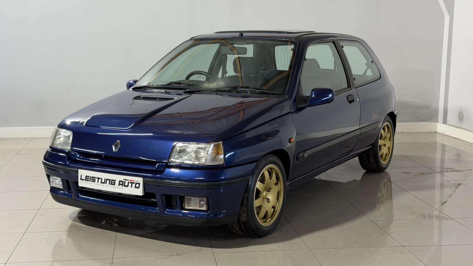 A 1995 RENAULT CLIO 2.0 Williams 3 Limited Edition Hatchback 3dr Petrol Manual (150 bhp) A 1995 RENAULT CLIO 2.0 Williams 3 Limited Edition Hatchback 3dr Petrol Manual (150 bhp)