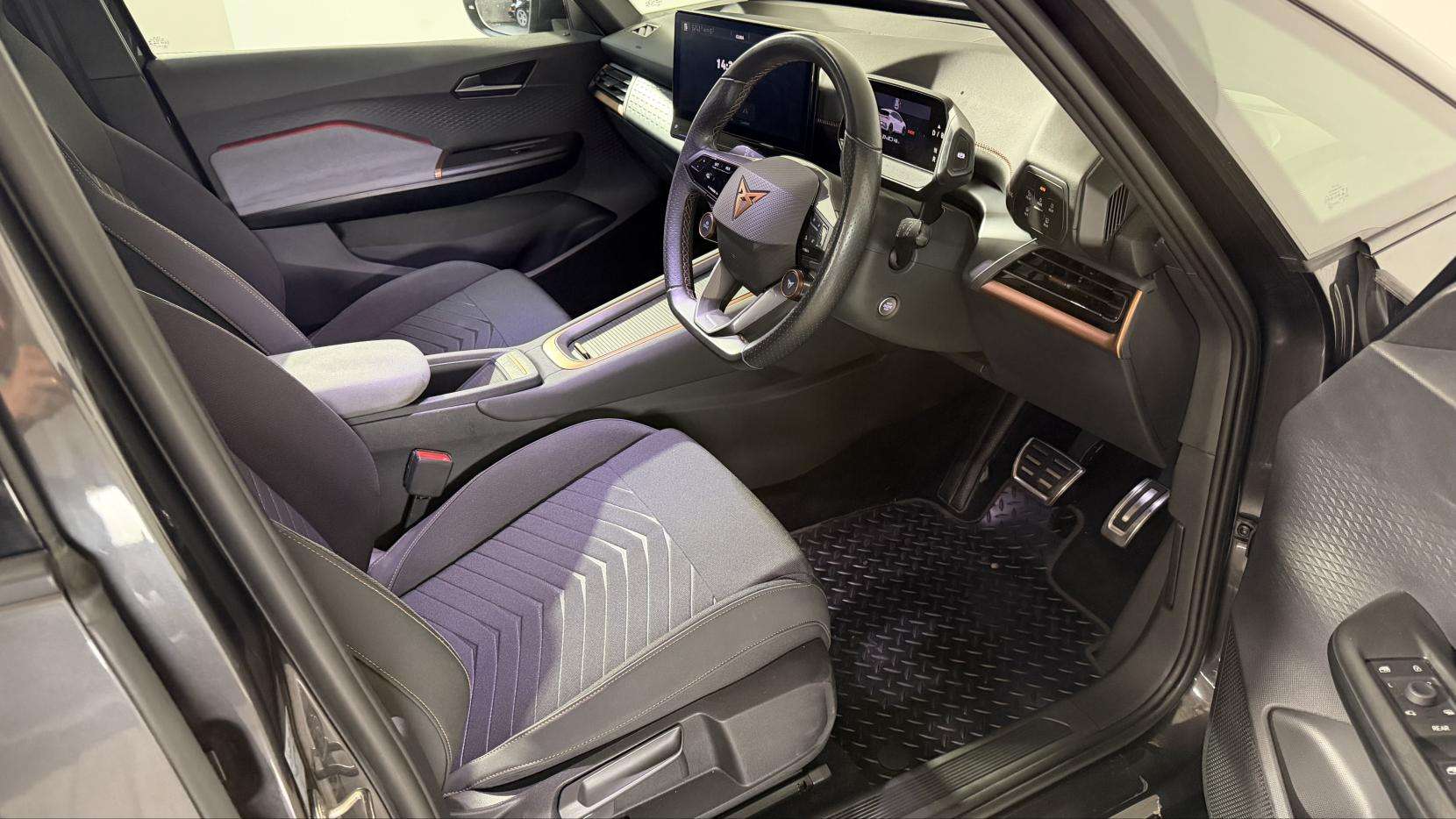 2023 CUPRA BORN 2023 CUPRA BORN