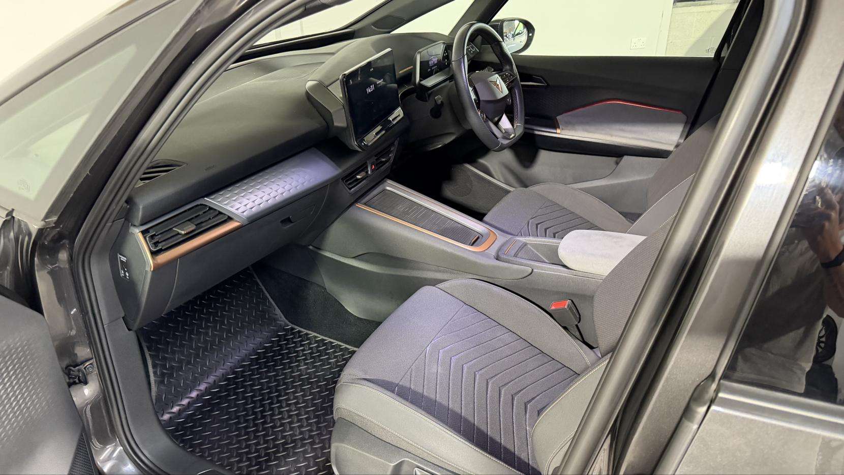 2023 CUPRA BORN 2023 CUPRA BORN