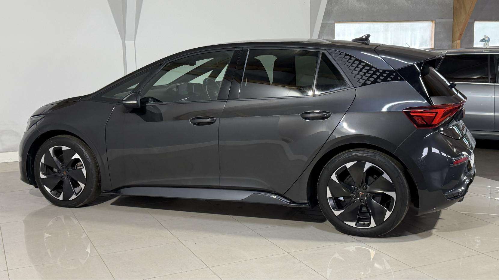 2023 CUPRA BORN 2023 CUPRA BORN