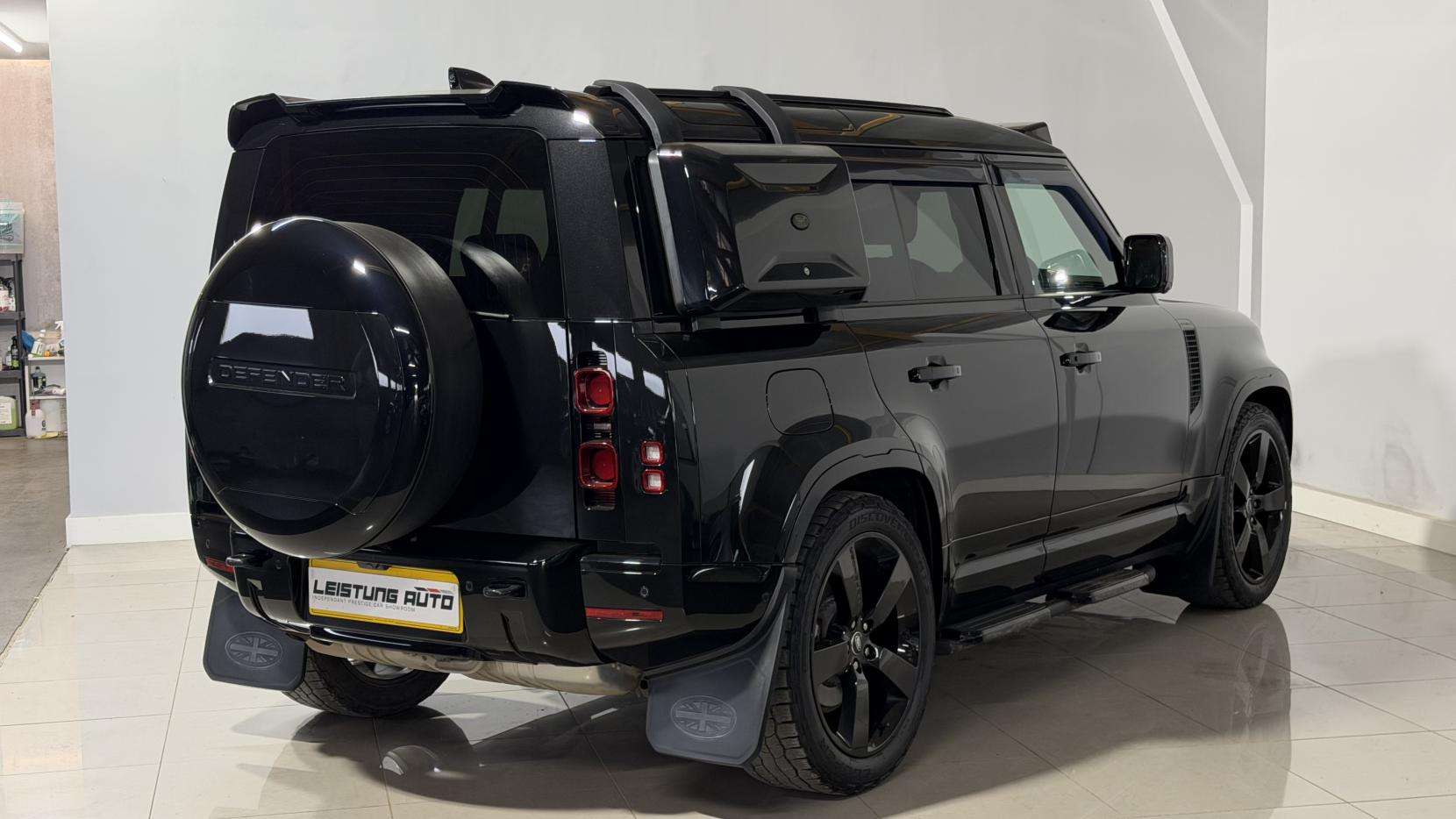 2024 LAND ROVER DEFENDER 110 2024 LAND ROVER DEFENDER 110