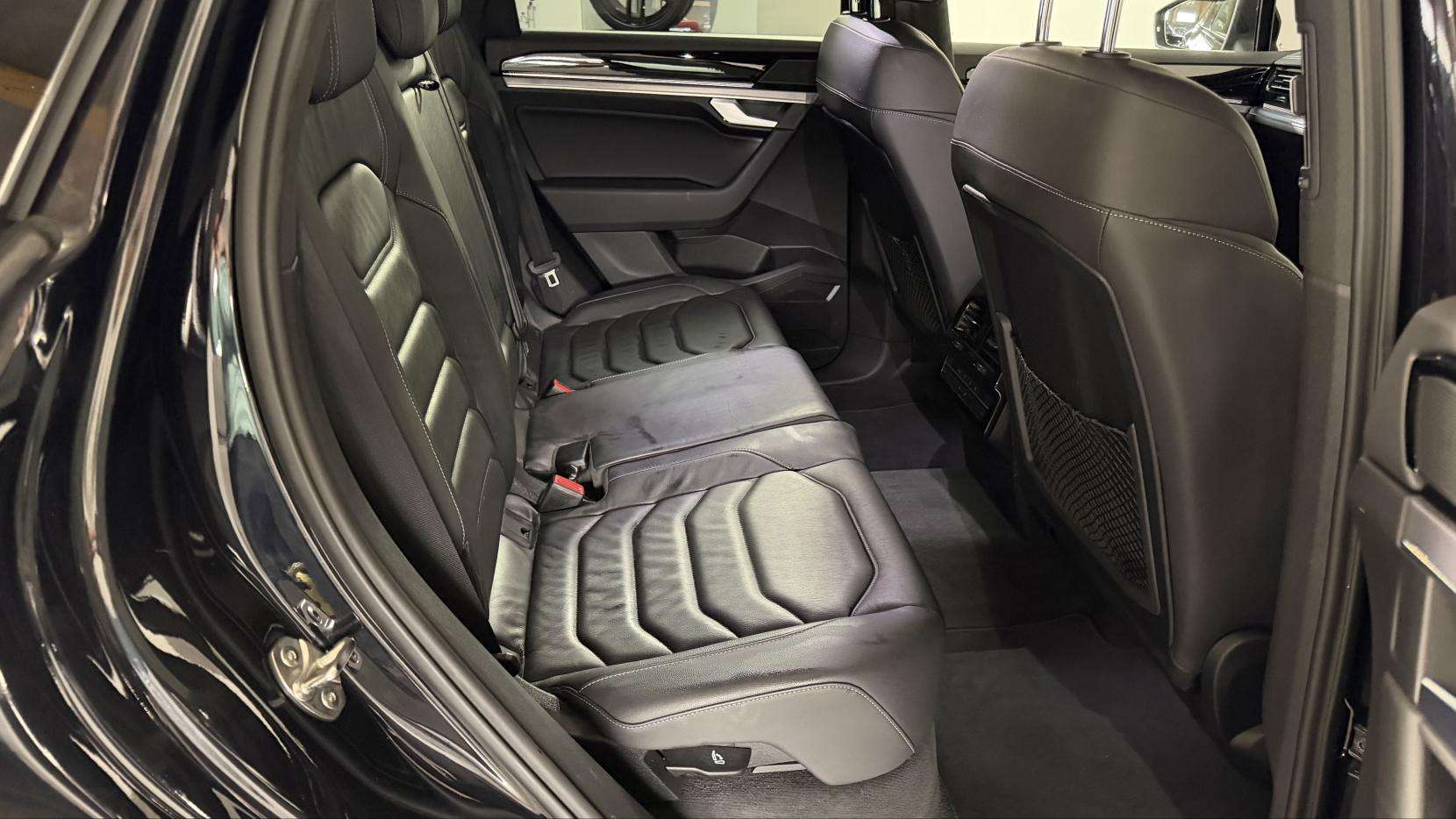 2020 VOLKSWAGEN TOUAREG 2020 VOLKSWAGEN TOUAREG
