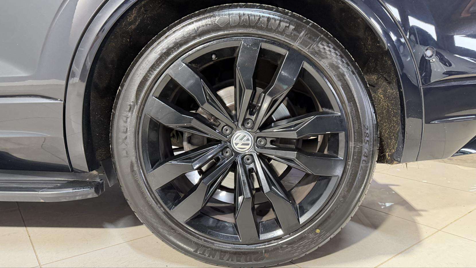 2020 VOLKSWAGEN TOUAREG 2020 VOLKSWAGEN TOUAREG