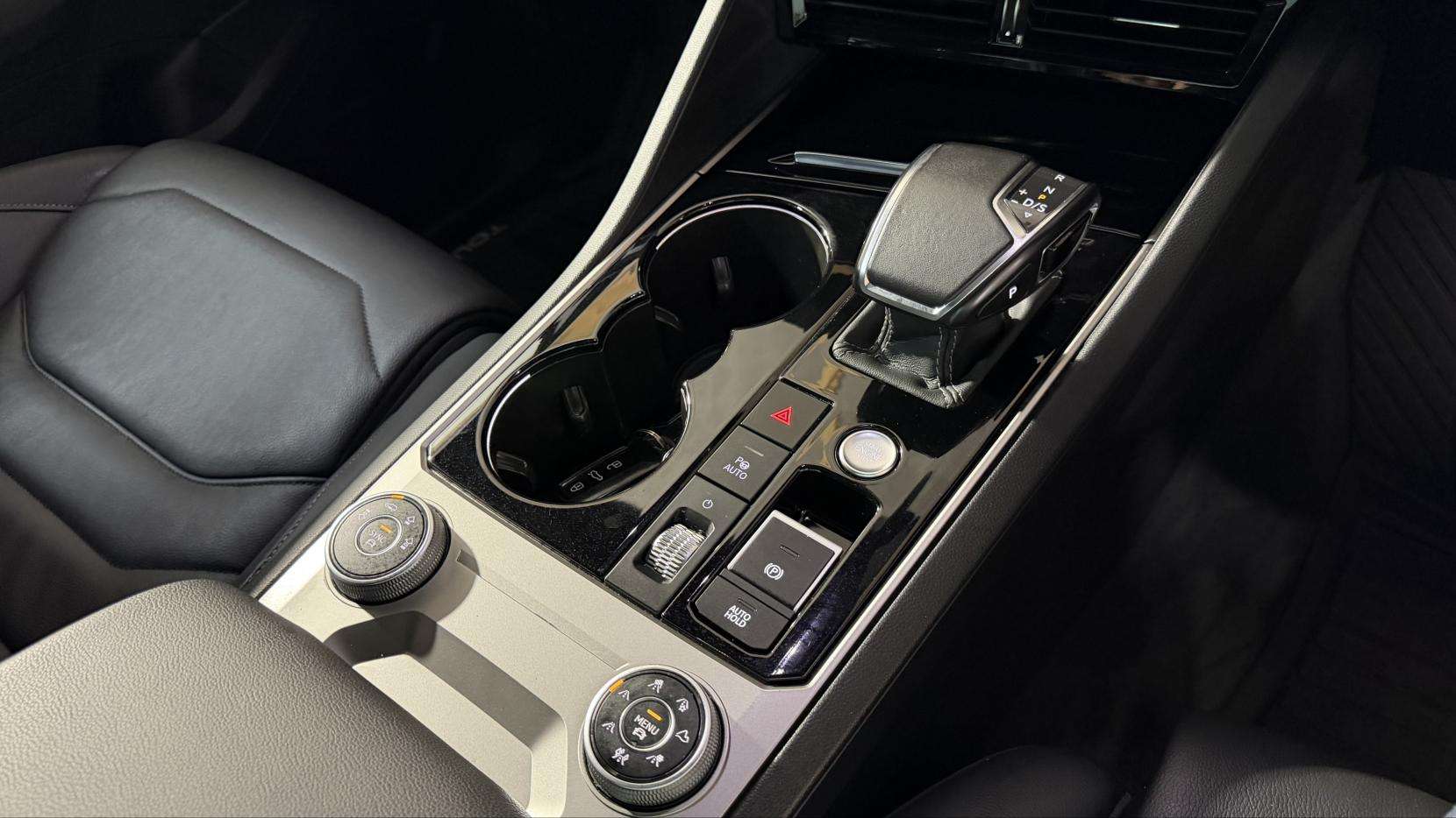 2020 VOLKSWAGEN TOUAREG 2020 VOLKSWAGEN TOUAREG