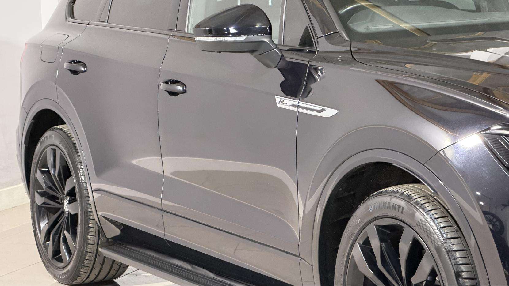 2020 VOLKSWAGEN TOUAREG 2020 VOLKSWAGEN TOUAREG